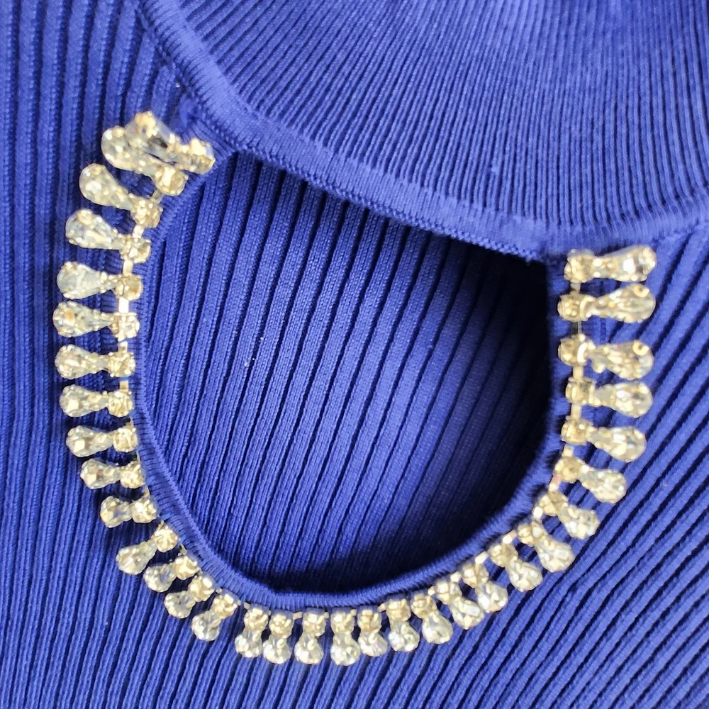 Sweater - Picture 3 of 3